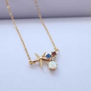 Starfish Rhinestone Necklace